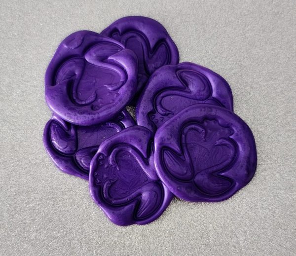 Sigilii de ceara realizate manual culoare violet set 20 buc. model ”Lebede”